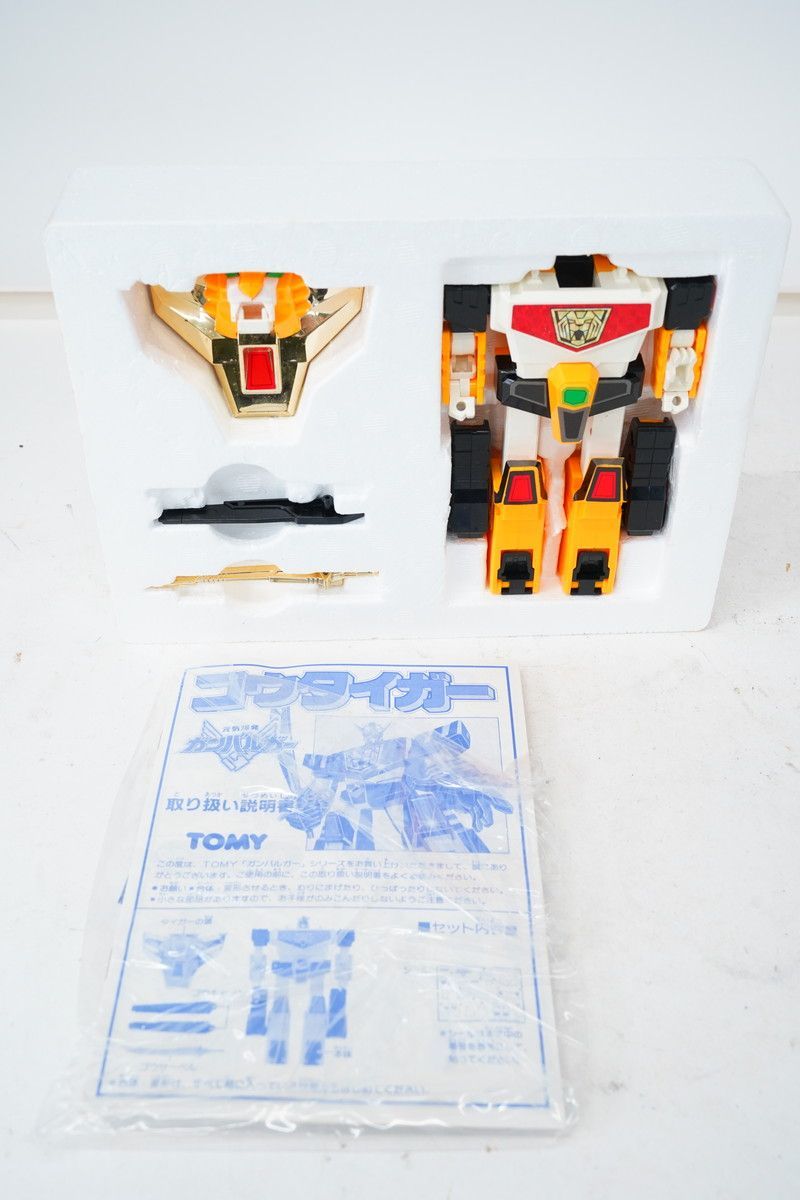 TOMY 元気爆発 ミラクルチェンジ ガンバルガー ゴウタイガー 1982 7.552 △ TOMY 元気爆発 ミラクルチェンジ ガンバルガー ゴウ