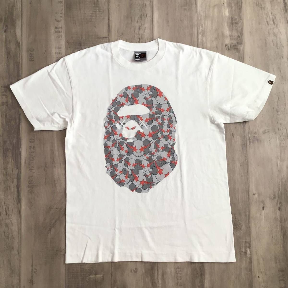 ☆激レア☆ KAWS × BAPE skull sta Big head Tシャツ Lサイズ カウズ a bathing ape エイプ ベイプ  アベイシングエイプ NIGO - メルカリ