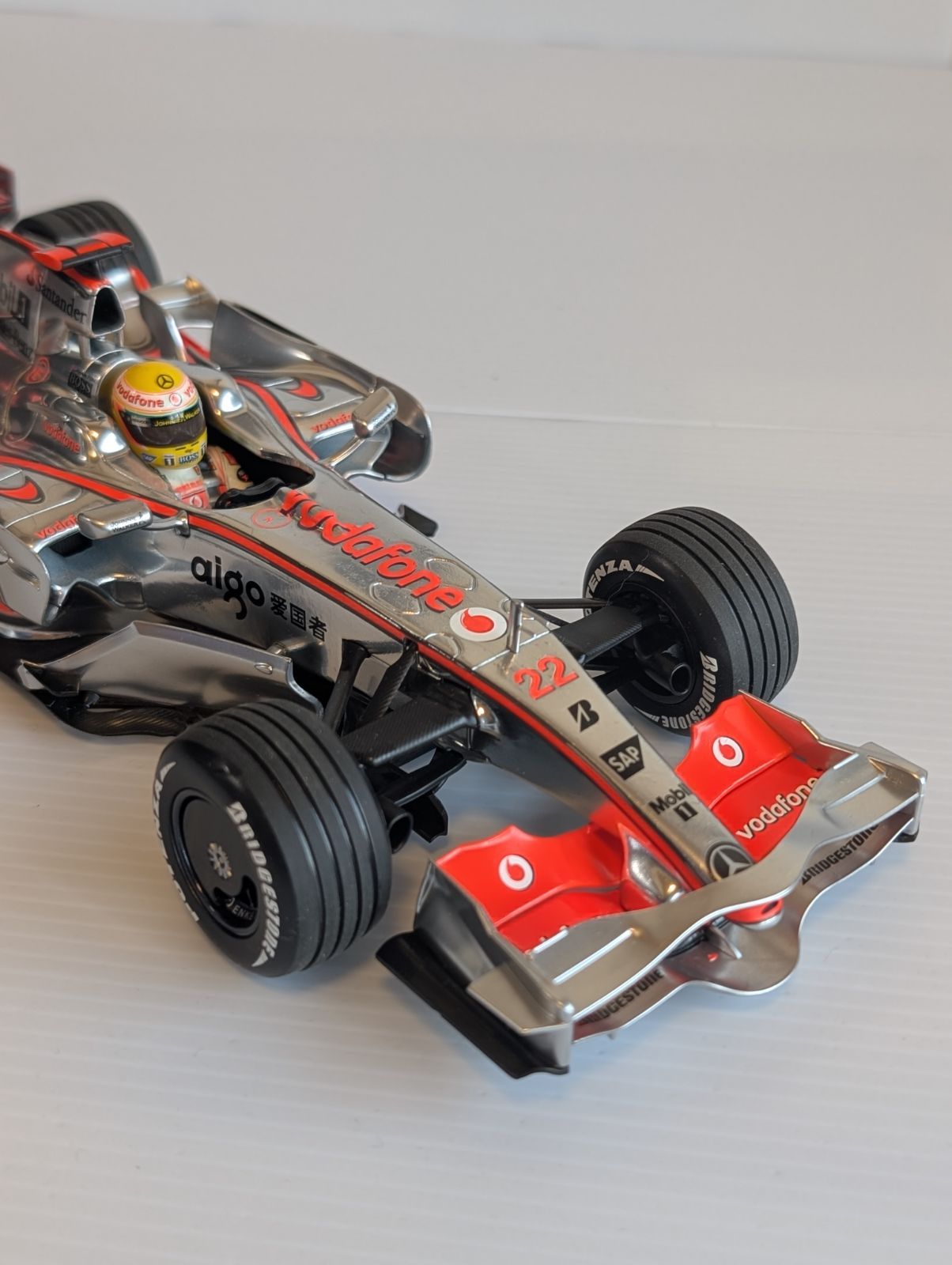 18 マクラーレンMP4