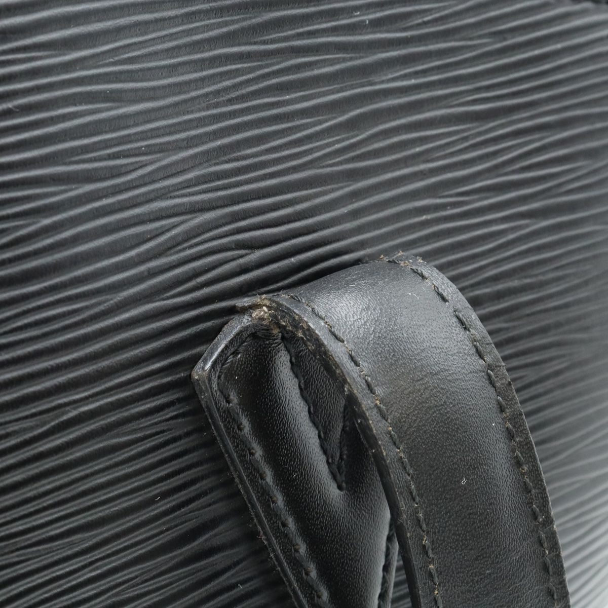 LOUIS VUITTON ルイ ヴィトン エピ サンジャック ショッピング 