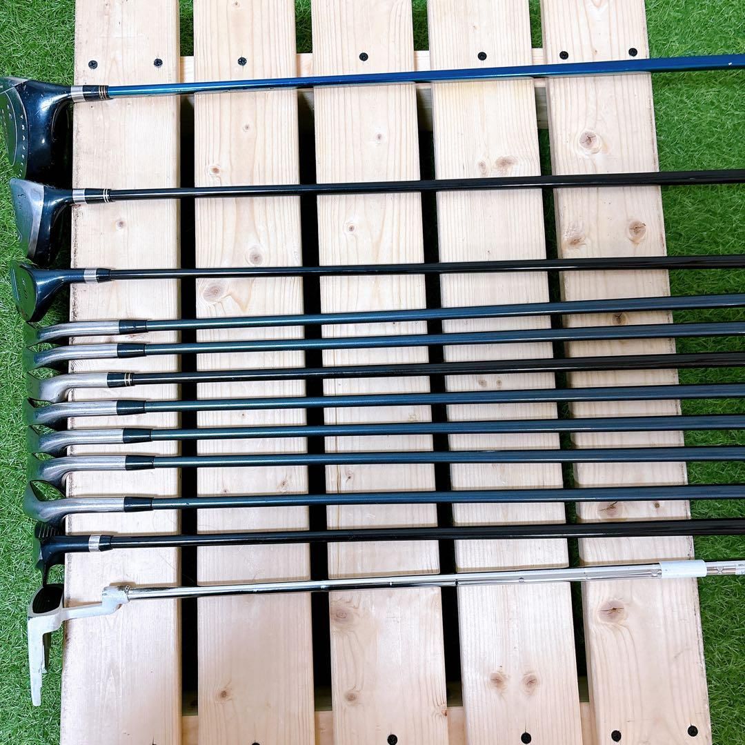 12.スリクソン 初心者オススメ メンズセット ゴラフクラブ 右利き 12本