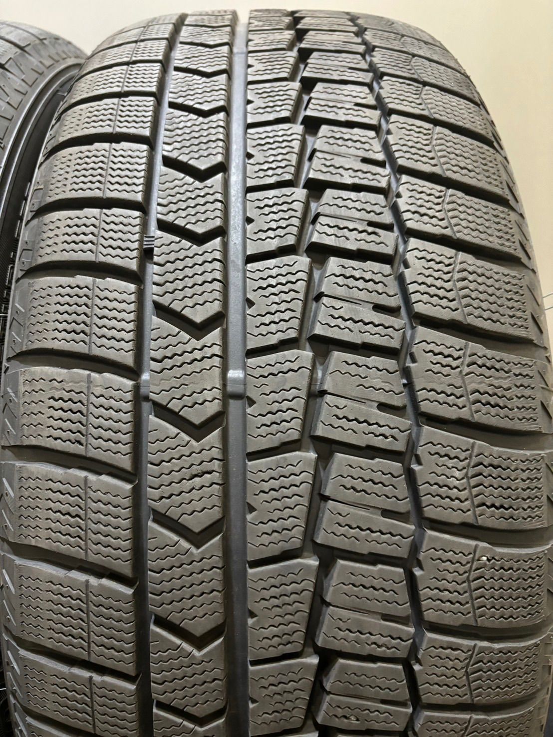 ★245/50RF19 DUNLOP/WINTER MAXX WM02 RUNFLAT 18年製 スタッドレス 4本 ウィンターマックス レクサス LS ランフラット (南7-G944)