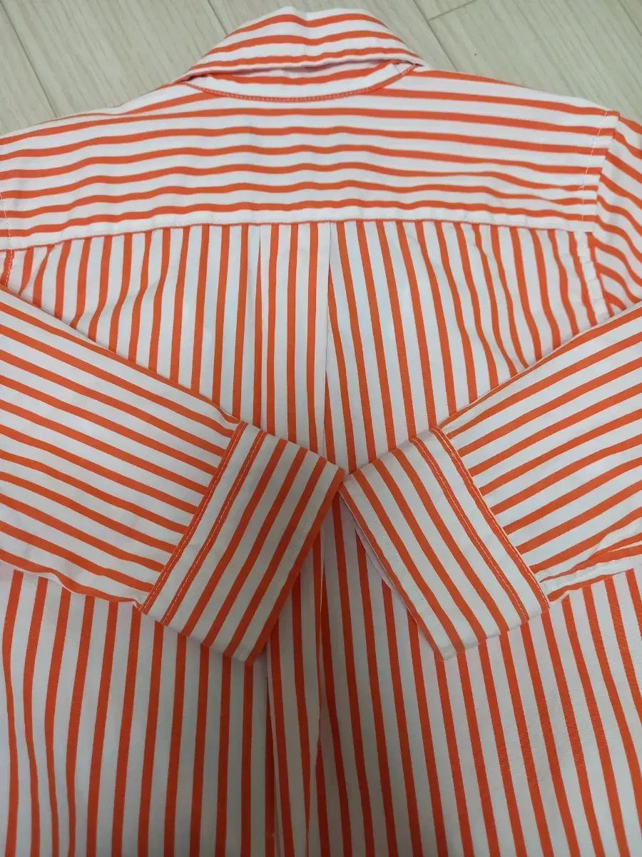 トミーヒルフィガー