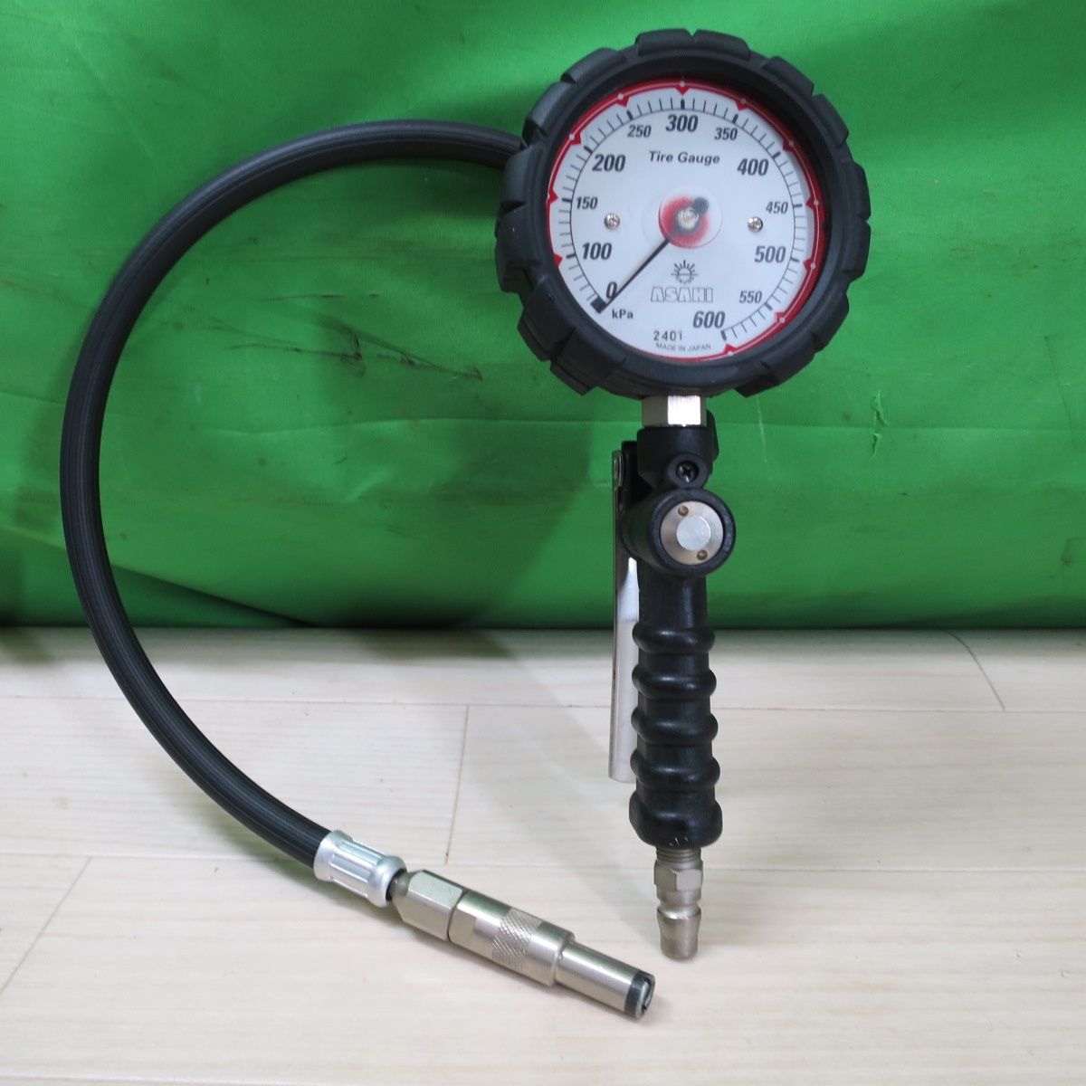 キレイ ASAHI 旭産業 ゲージ ボタル EX AGE-600 乗用車 向け 600kPa タイプ タイヤ エアー ゲージ 工具