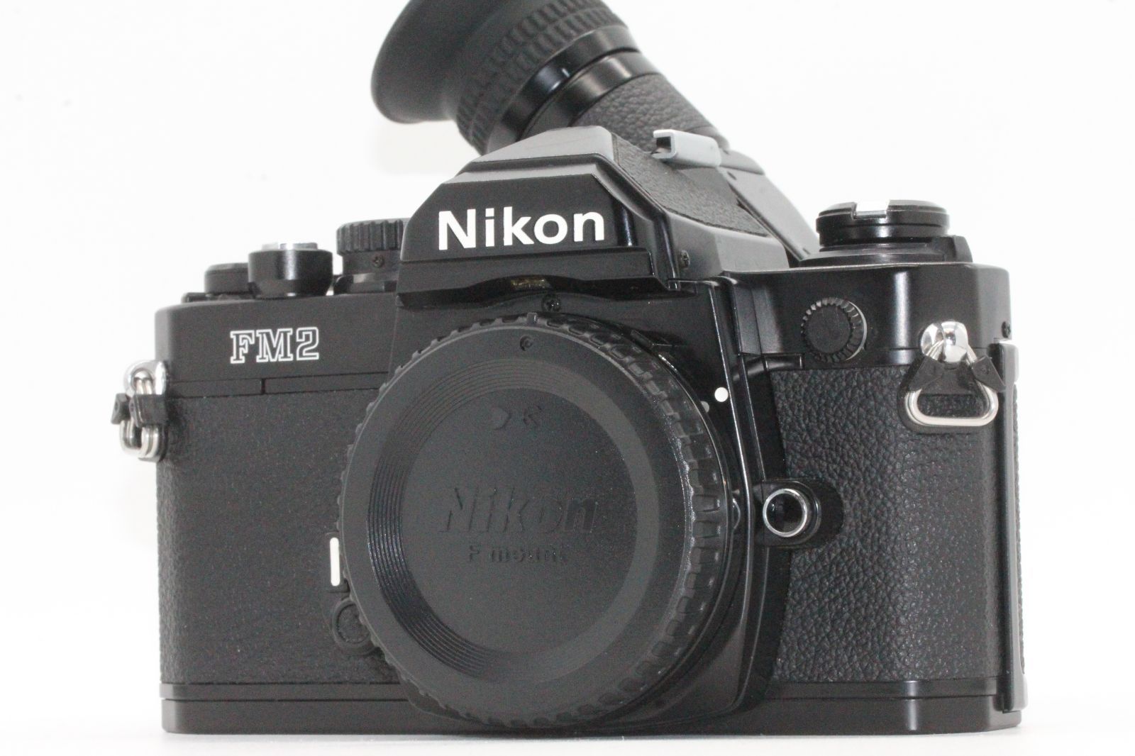 美品 Nikon New FM2 後期型 ブラック ボディ DG-3 アングル