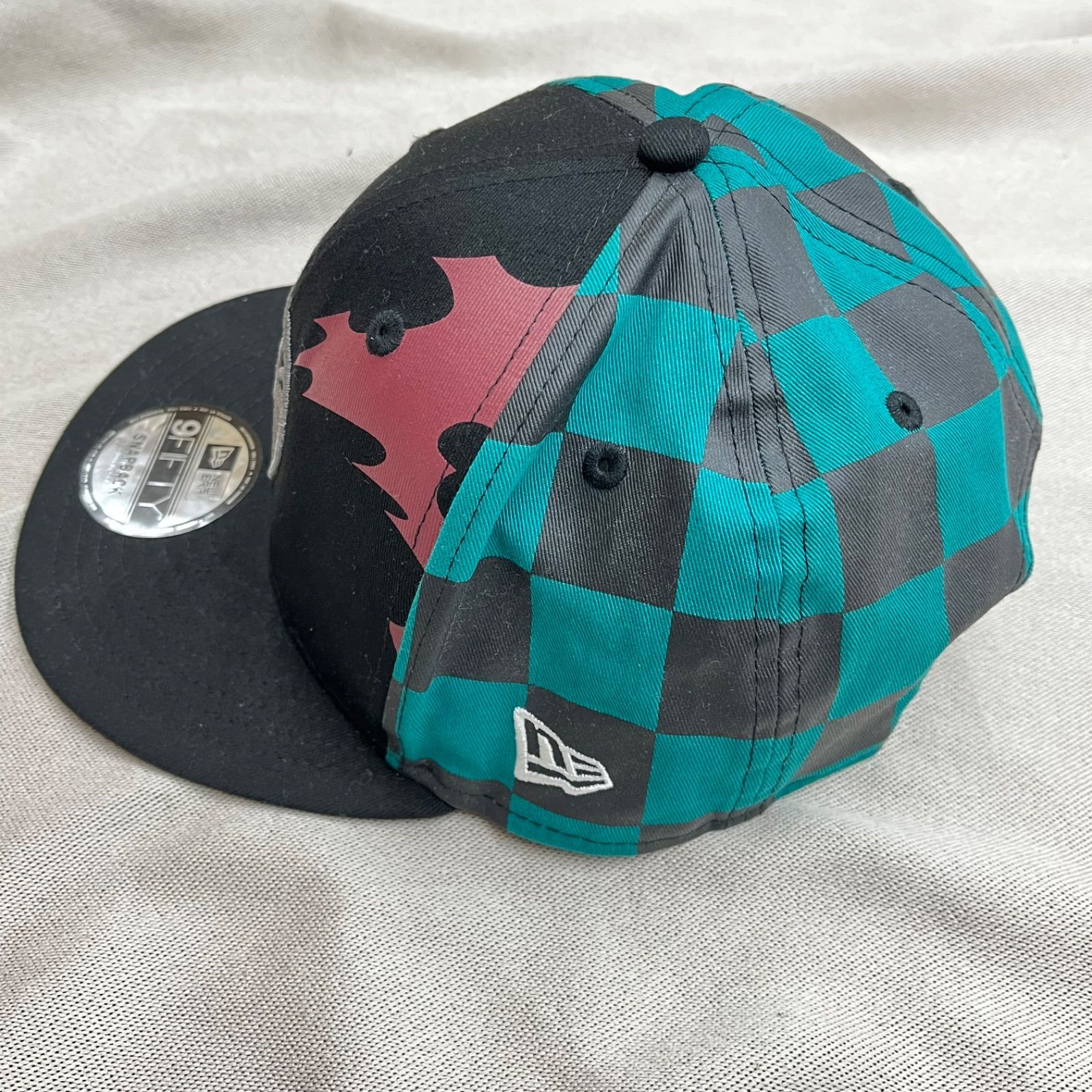 未使用に近い】NEW ERA 鬼滅の刃 コラボ キャップ メンズ 竈門炭治郎