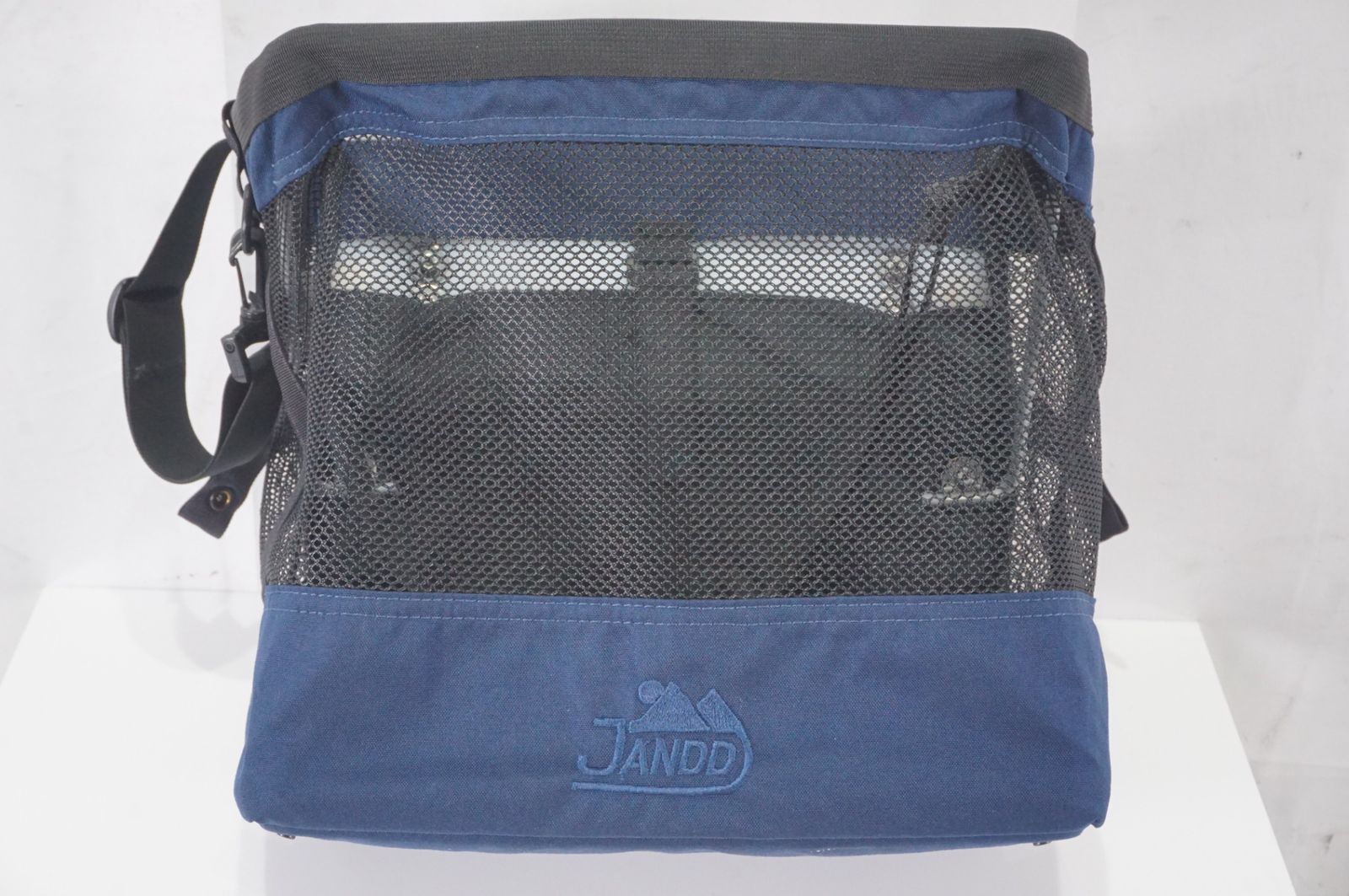 ドイター コンパクト 6 デニム×ネイビー バックパック 【新品・未使用】 ドイター コンパクト 6（デニム×ネイビー）バックパック 【新品