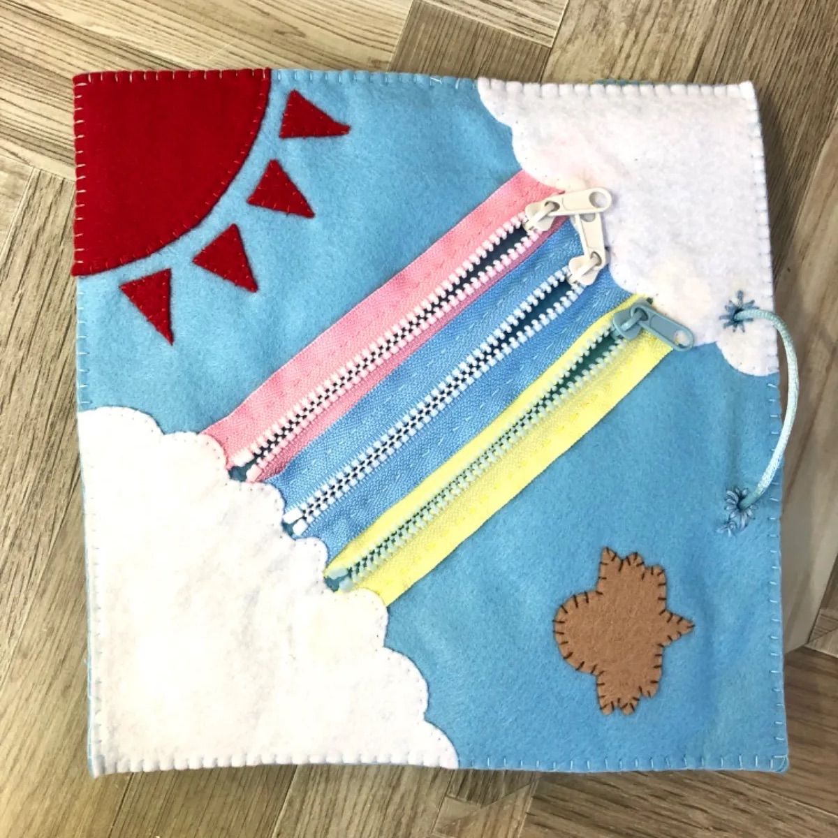 フェルト布絵本7 - メルカリ