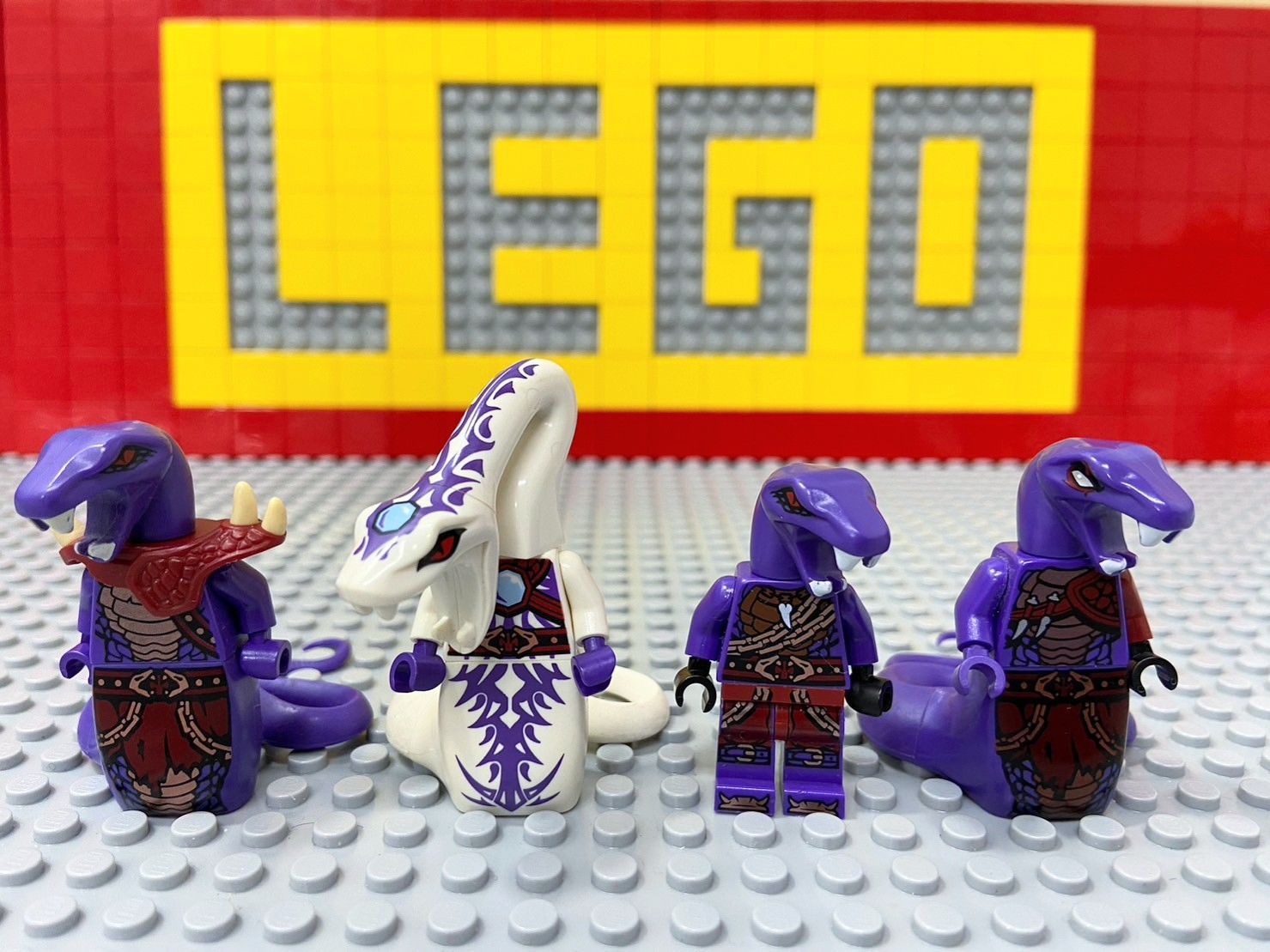 レゴ LEGO ニンジャゴー ヘビヘビ族 ミニフィグ まとめ売り 新色登場
