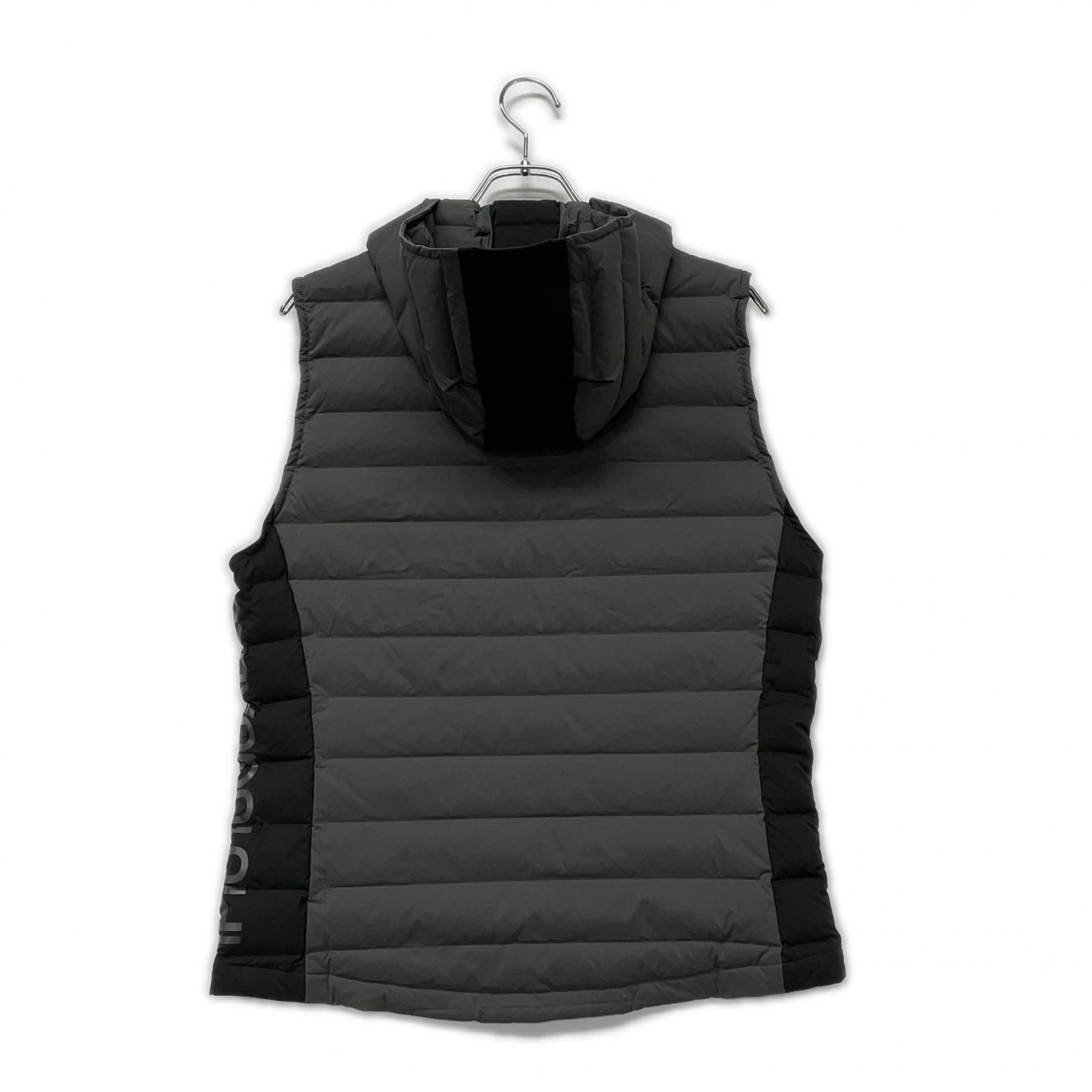 メンズ ウノピュウノウグァーレトレ 1piu1uguale3 ダウンベスト 3 S グレー フーディ フルジップ ロゴマーク