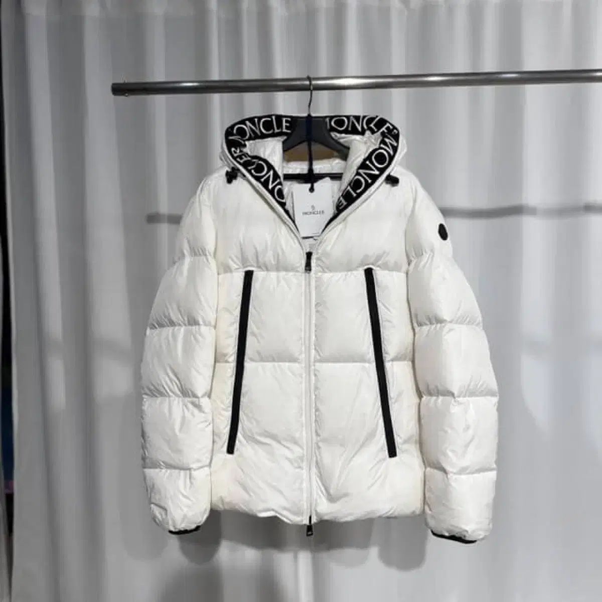 MONCLER モンクレール モントクラール ダウンジャケット 白 4