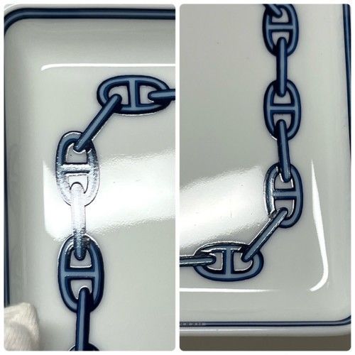 トレイ