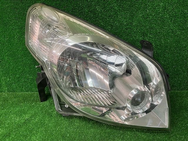 日産　B30/NB30　ラフェスタ　前期　右ヘッドライト　ハロゲン　1743　レベ無し　241030220