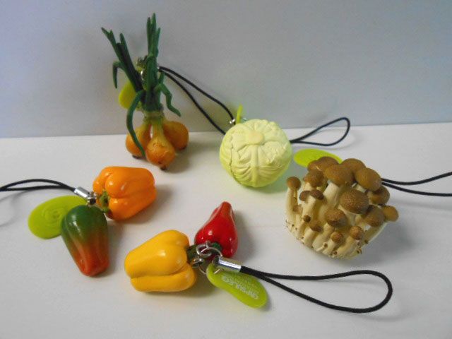 激安特価で販売中！ ♯Jpi18AtカプセルQベジコレ!野菜ストラップ フル9種 数量限定！