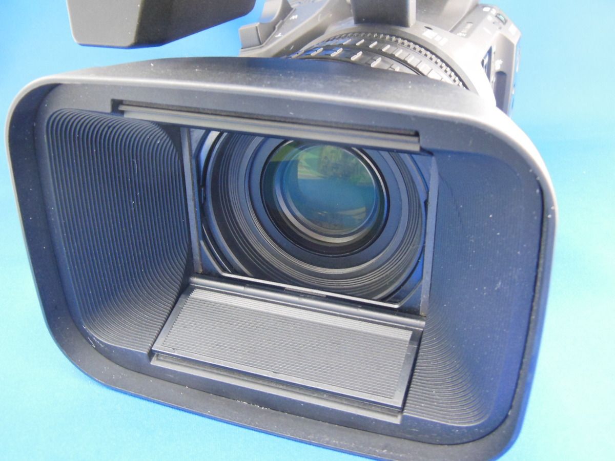 並品 キヤノン 業務用4Kビデオカメラ XF605