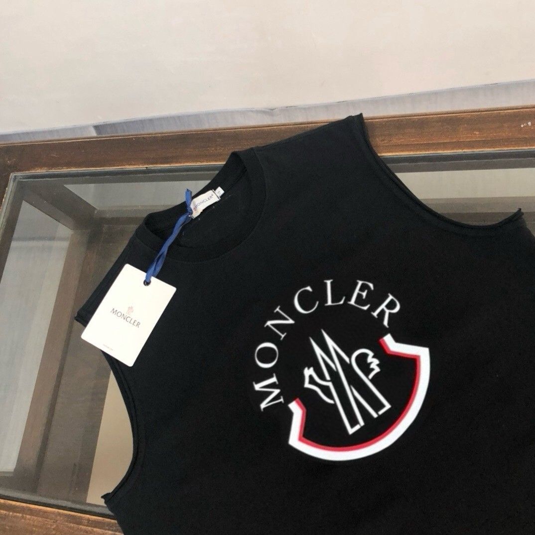Moncler ブラック