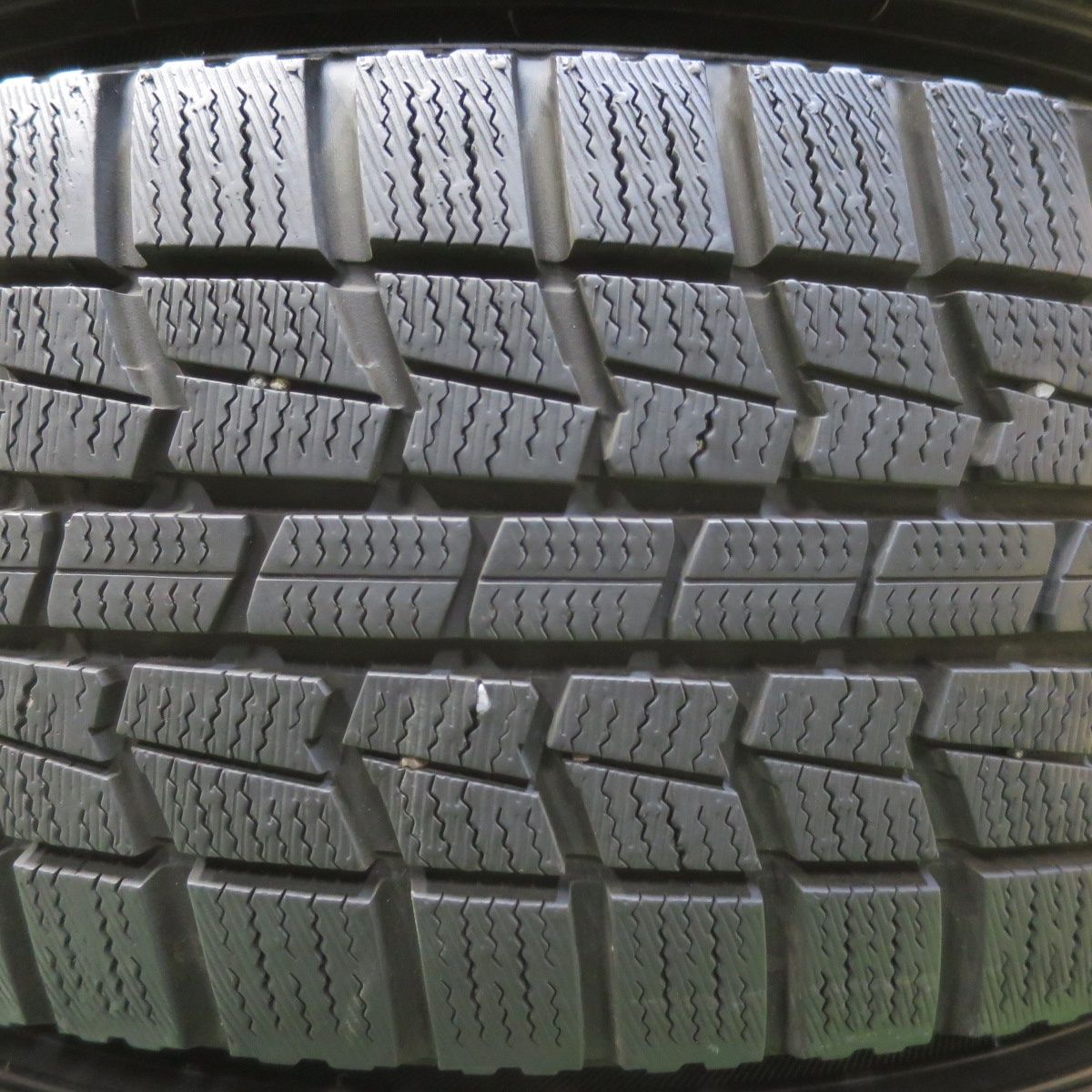 バリ溝！9.5分以上☆インプレッサ 等 205/60R16 スタッドレス 