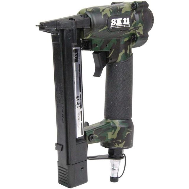 SK11 エアタッカー 肩幅10mm 足長10 25mm SA-T1025L-X1CA 10Jステープル用 迷彩柄 1年保証付き カモフラージュ 軽量