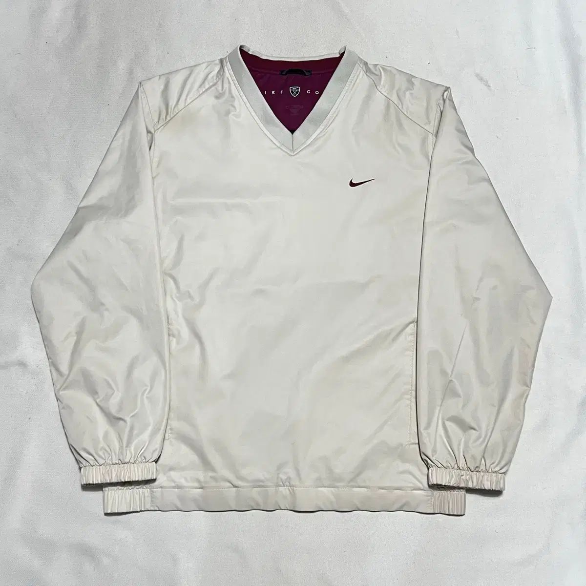 L NIKE