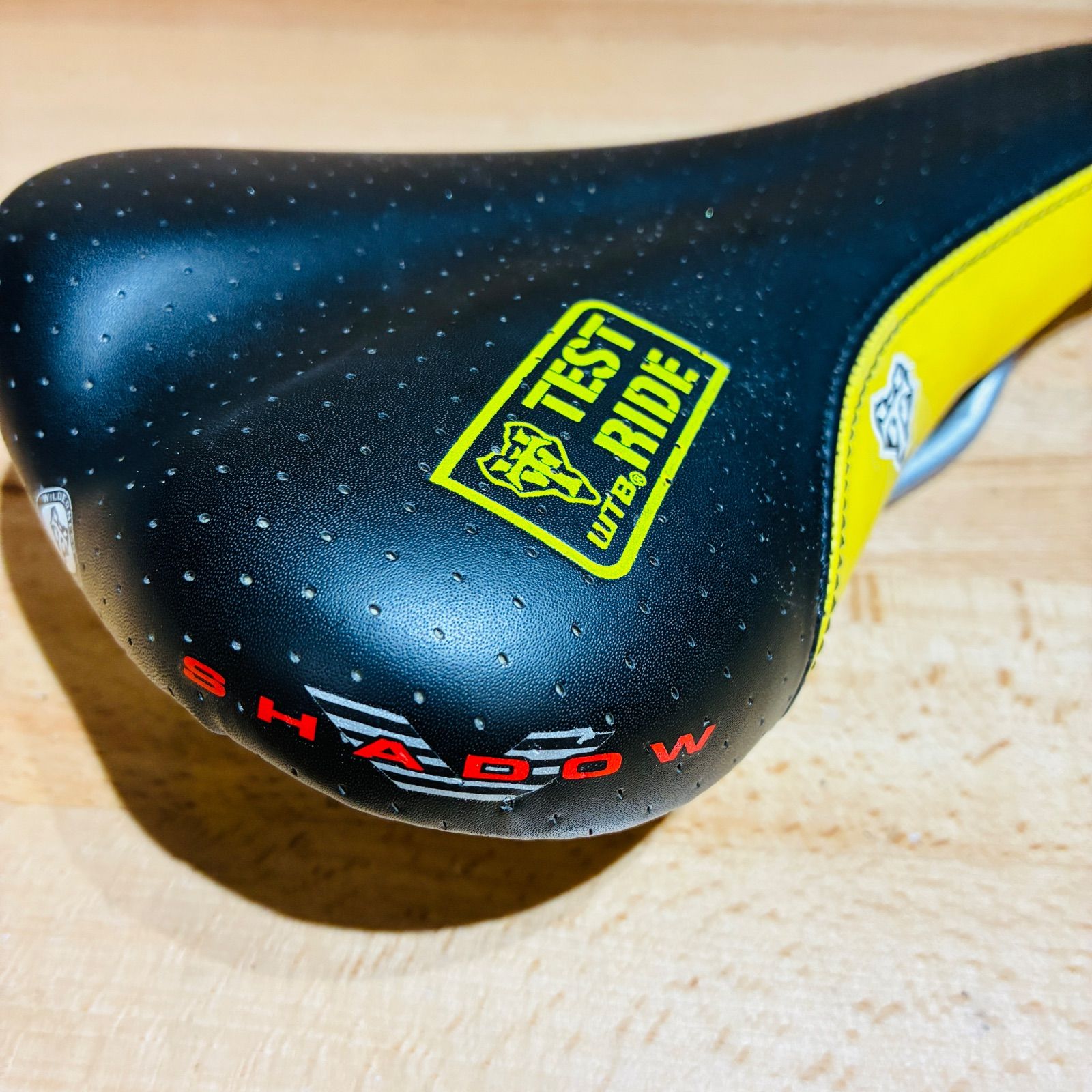 WTB SHADOW V サドル 黒×黄 TEST RIDE ロード MTB シクロ クロス