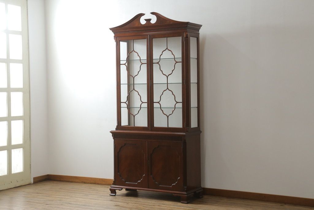 Charles Barr チャールズ バー ガラスキャビネット 中古 美品 イギリス高級家具 マホガニー 気品 美しい 最高級 キュリオケース ガラスケース 食器棚 飾り棚 戸棚 R-059195