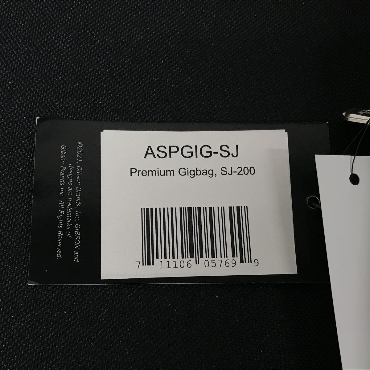 セミハードケース