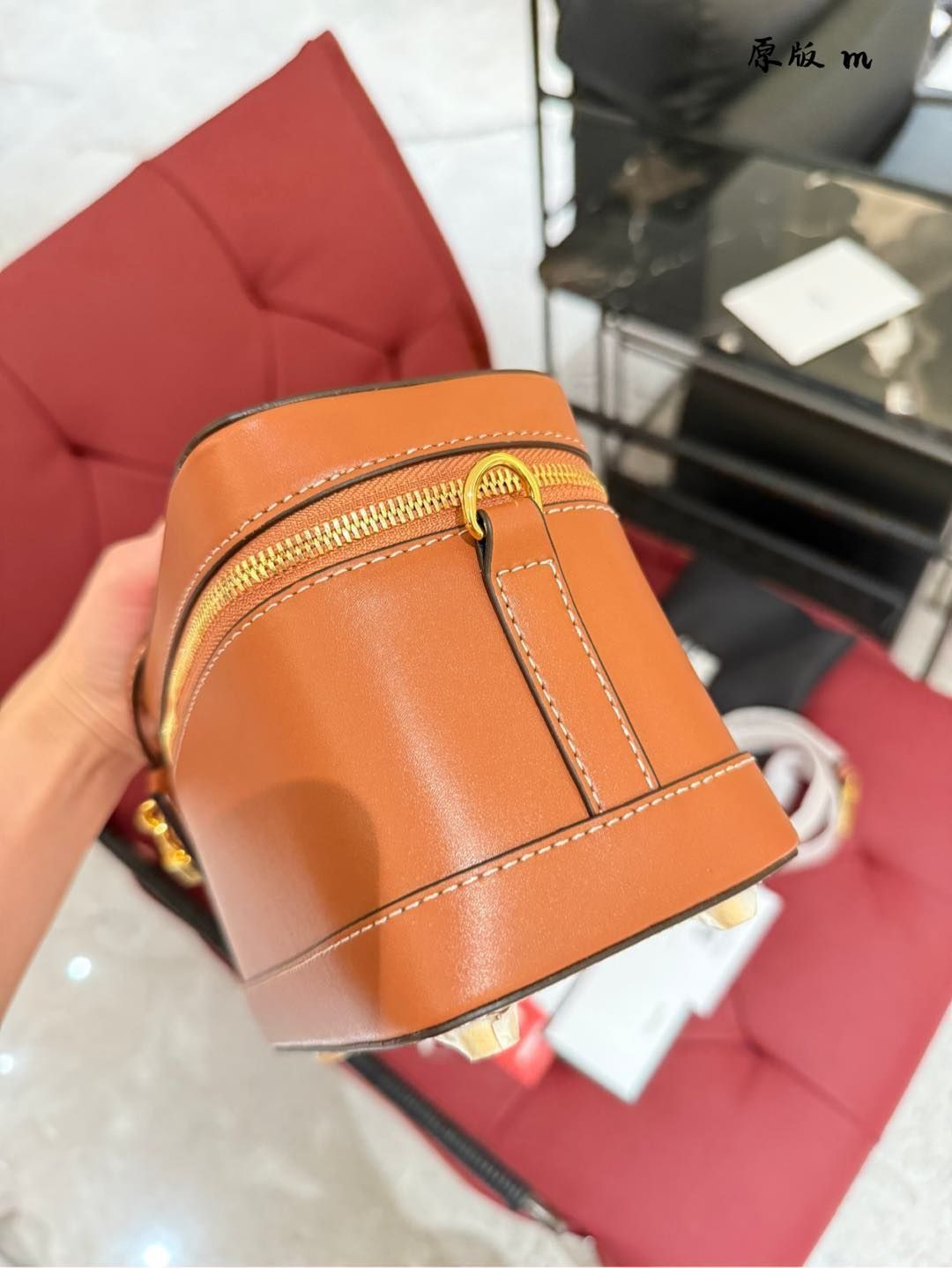 今日 CELINE VANITY Cosmetic Bag - セリーヌ ヴァニティ コスメバッグ DECORATOM_COM_BR