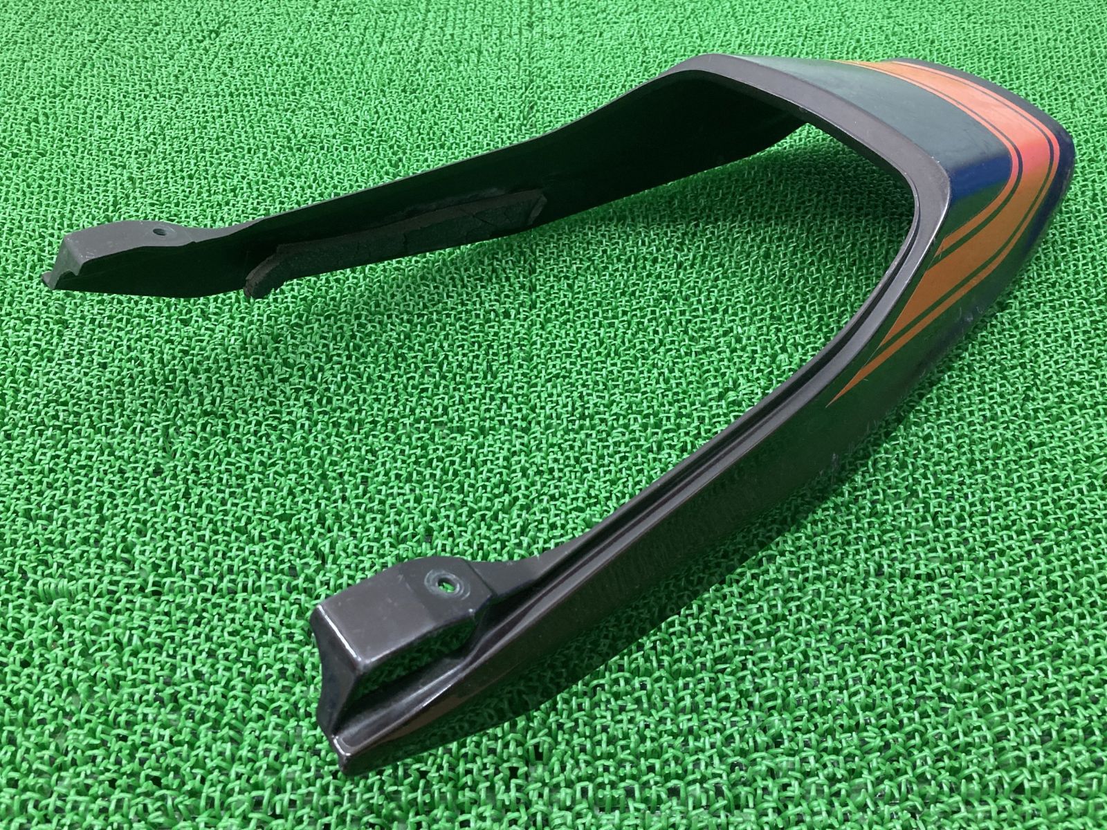 ゼファーχ 純正 テールカウル 14090-1704 「塗装ベース品