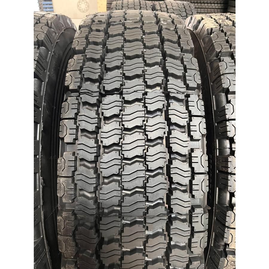 大型車用スタッドレスタイヤ クレーン ラフター ショベル ORタイヤ スタッドレス HILO 385/95R25（14.00R25）BWYN 大型車用  スノータイヤ 本州送料無料 引取OK - メルカリ