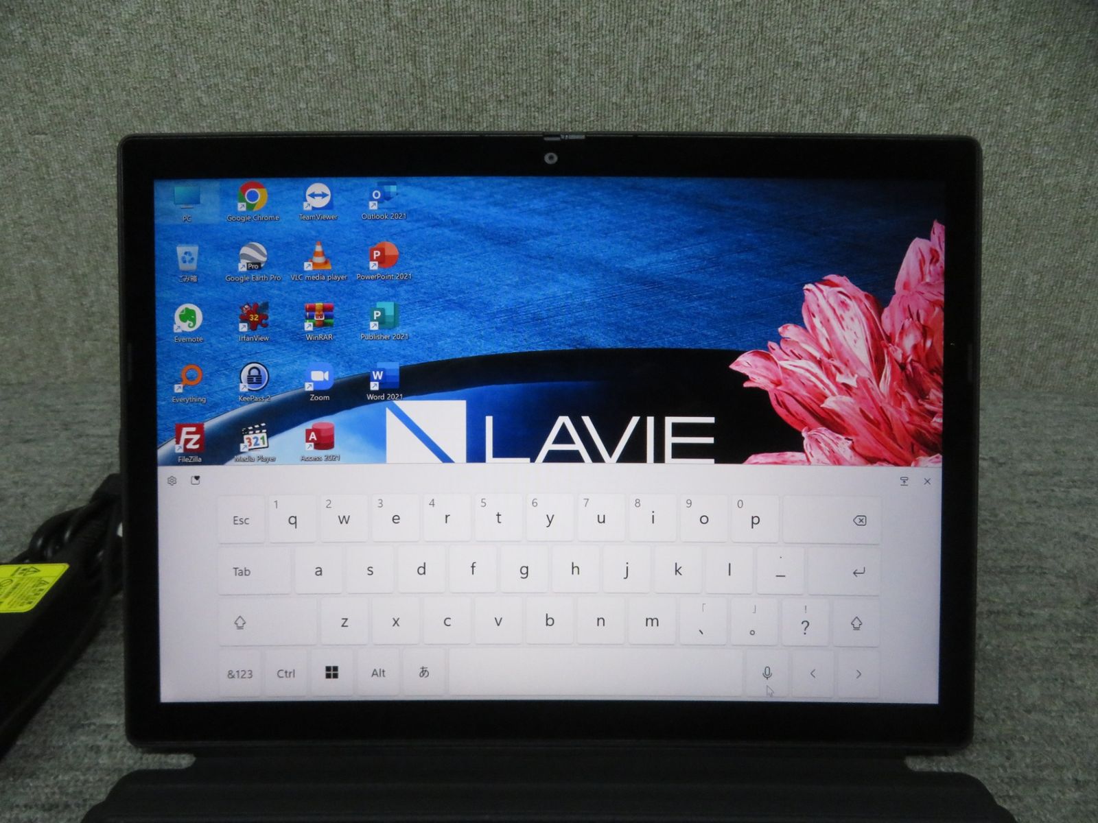 爆速11世代CPU・2in1タッチパネル・超軽】◇NEC VersaPro タイプVS