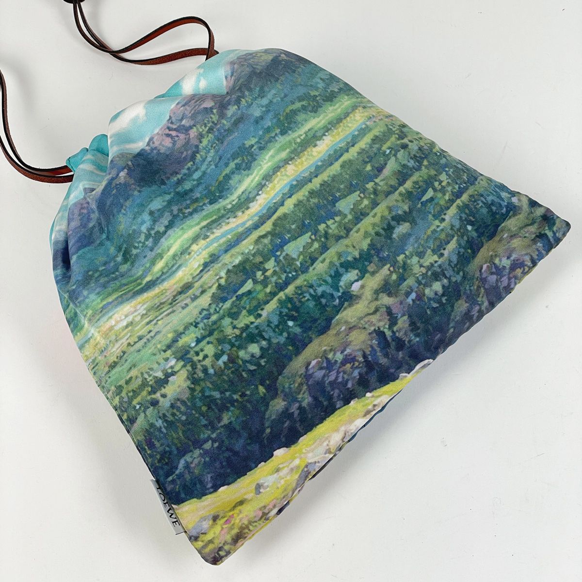 ロエベ LOEWE ドローストリング ポーチ スタジオジブリ ハウルの動く城 巾着 ポーチ キャンバス ブルー マルチ レディース