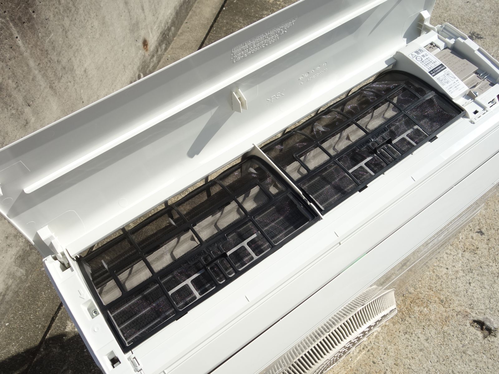 ルームエアコン