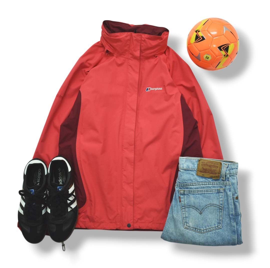 バーグハウス berghaus ナイロンジャケット ブルー - ネイビー ソフト