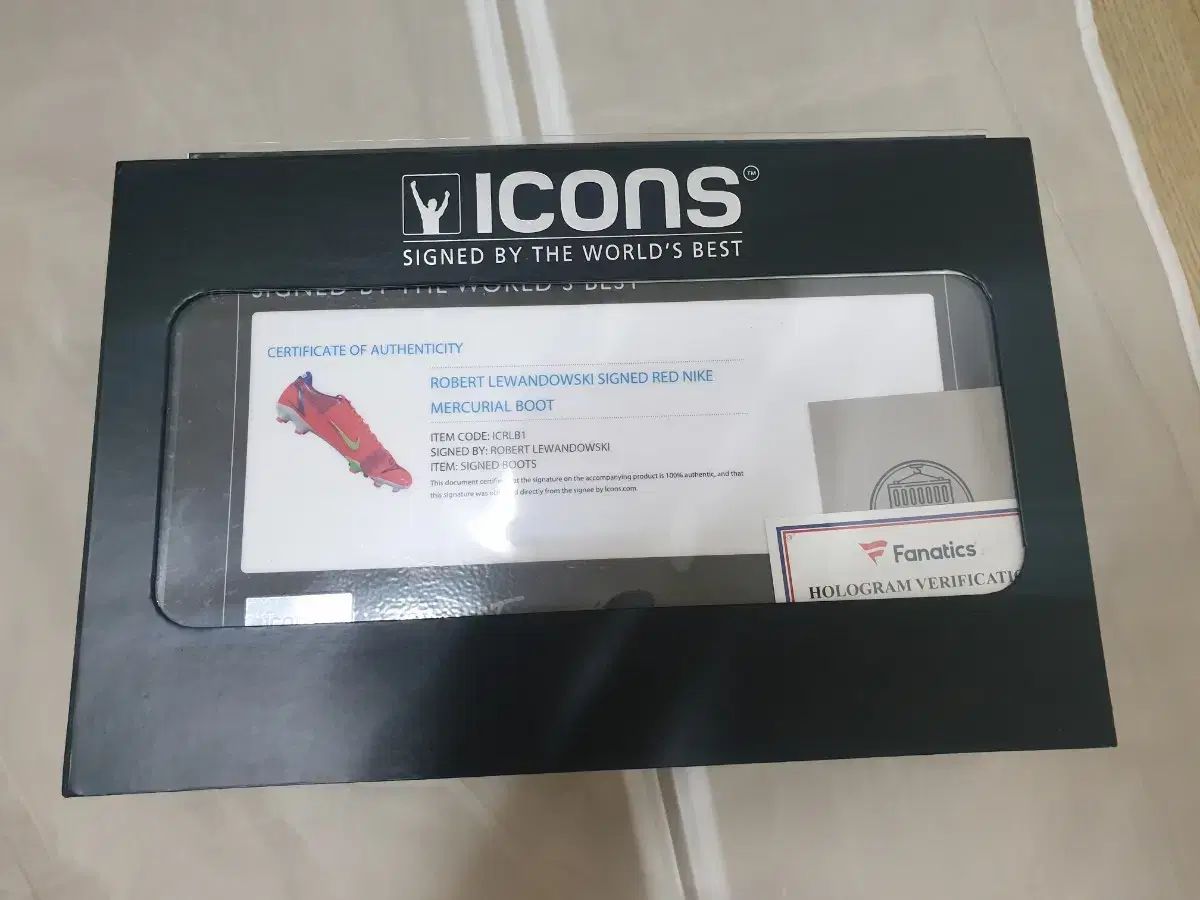 レヴァンドフスキ アイコン|ファナティックス|ベケット 検証 直筆サイン ナイキサッカーシューズ