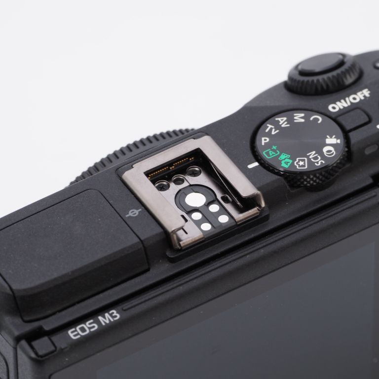 Canon ミラーレス一眼カメラ EOS M3 ボディ(ブラック) EOSM3BK-BODY 