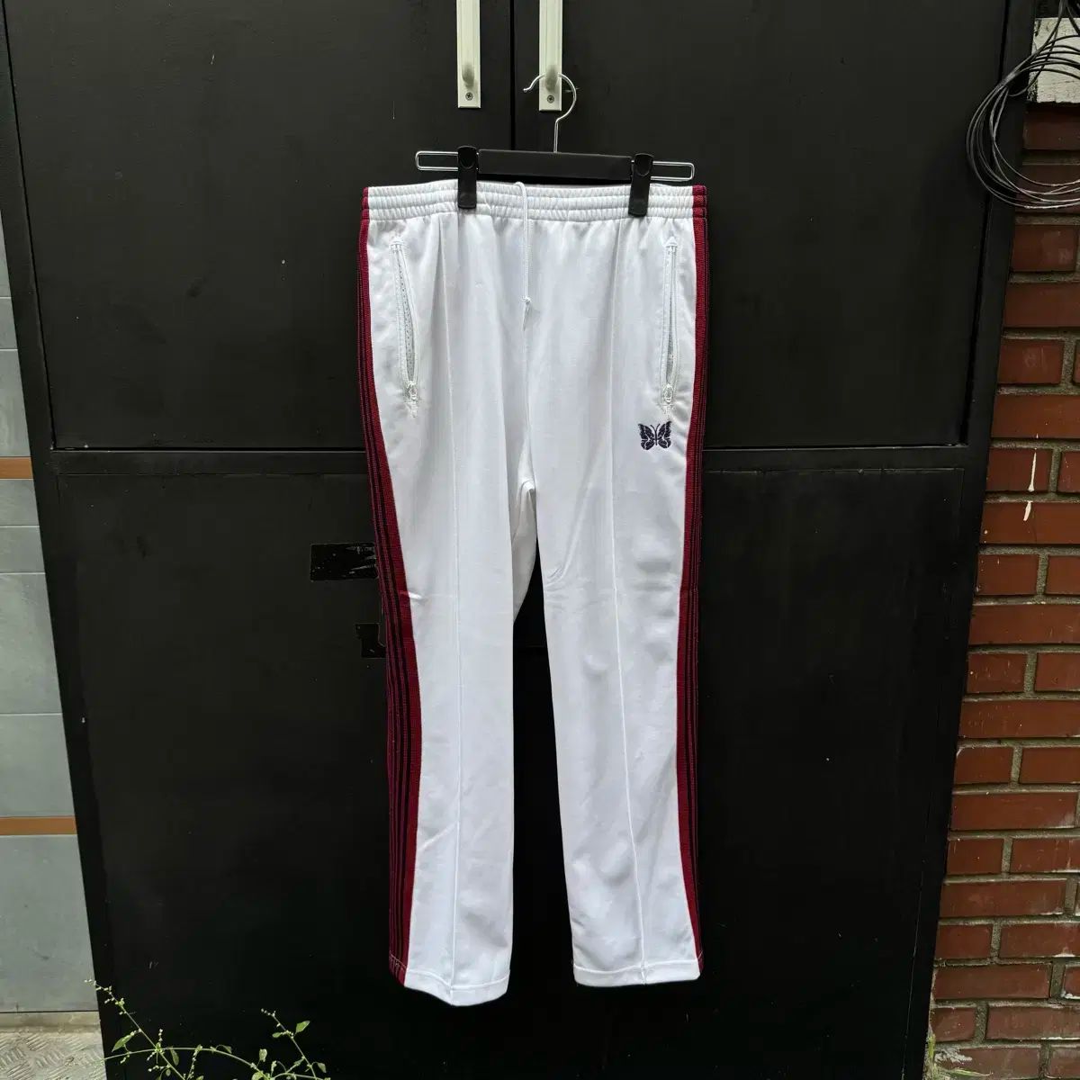 ニードル 狭い トラックパンツ Mサイズ