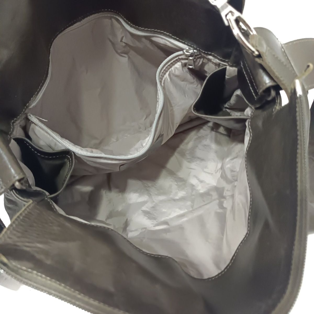 【美品】m0851 ショルダーバッグ メッセンジャー グレーカーキ 美品】m0851 ショルダーバッグ メッセンジャー グレーカーキ