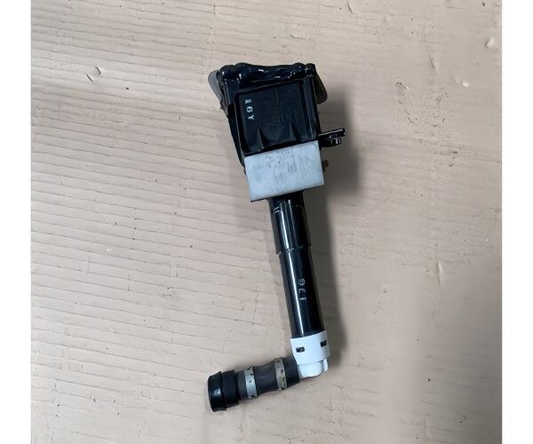 トヨタ レクサス LS460 LS600hL ヘッドランプウォッシャ アクチュエータ 左 85208-50060 TOYOTA LEXUS Genuine JDM メーカー純正品
