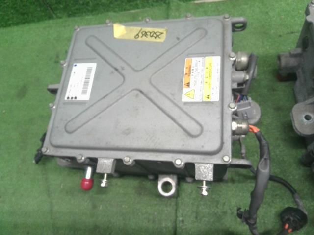 バッテリーチャージャー