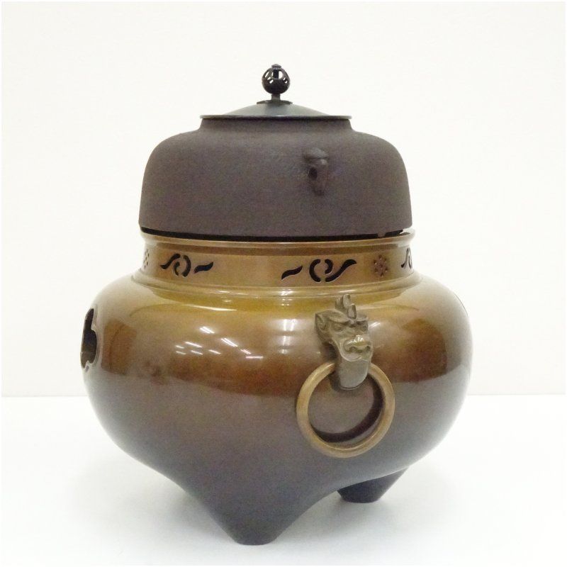 畠春斎・麻生雄芳合作 唐銅鬼面風炉・釜添（共箱） 茶道 茶道具