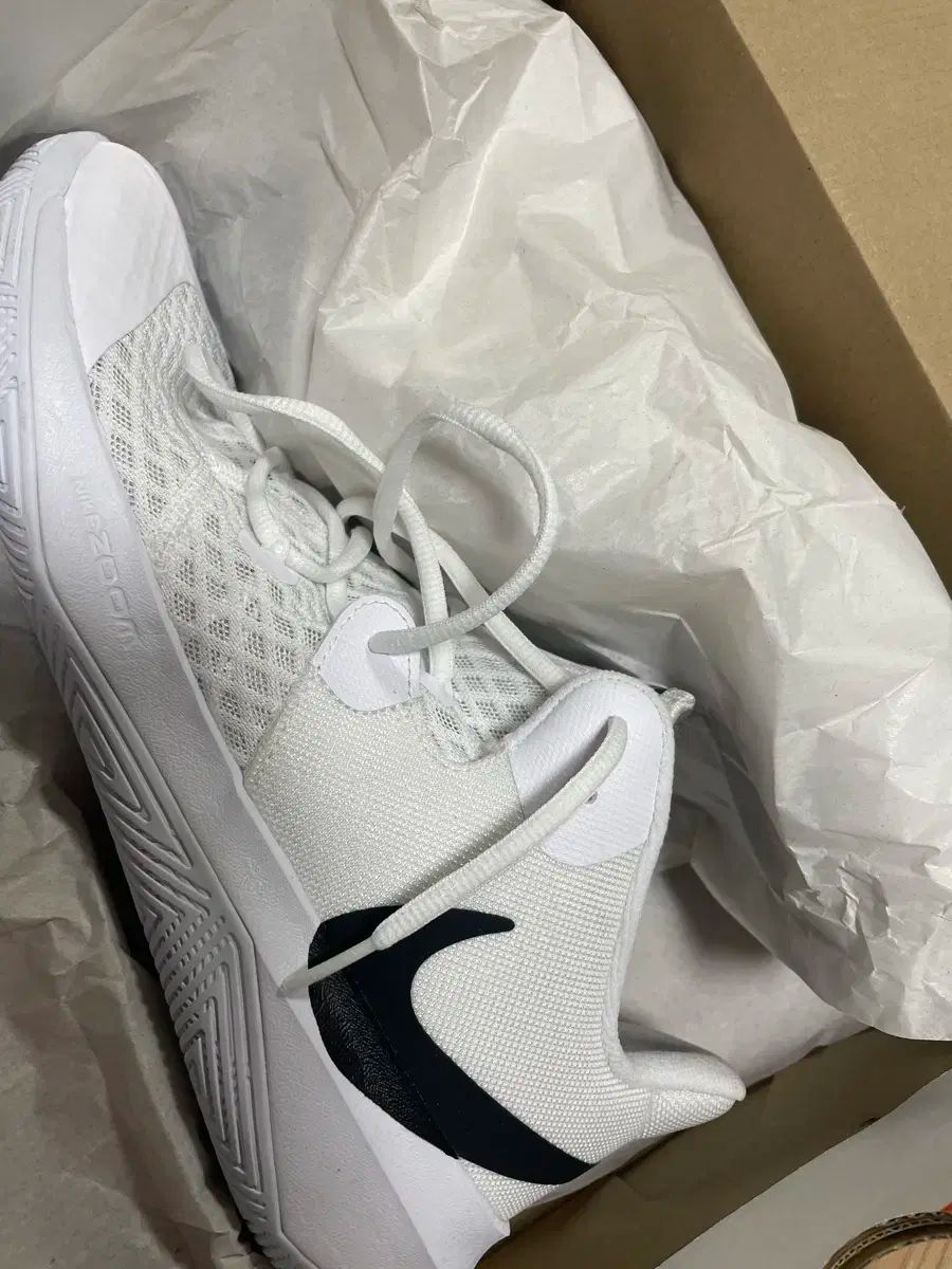 ヴーヴグリコ ラグランダム 2012 ヴィンテージ 草間弥生コラボボトル