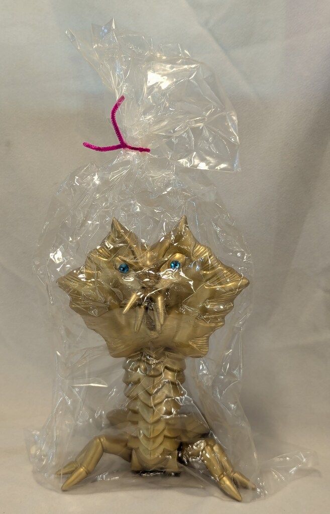 M1号 M1号ウルトラシリーズ ビラ星人(金包み塗装/目ラインストーン)