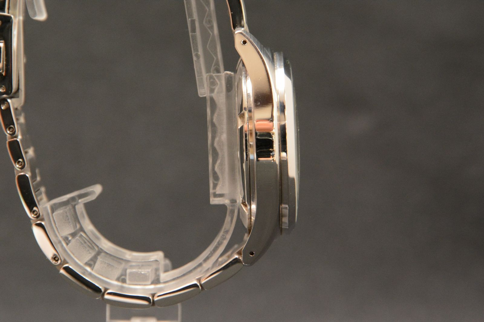 美品 SEIKO 4R35-03X0自動巻き メンズ 裏スケ 23石 白文字盤 極