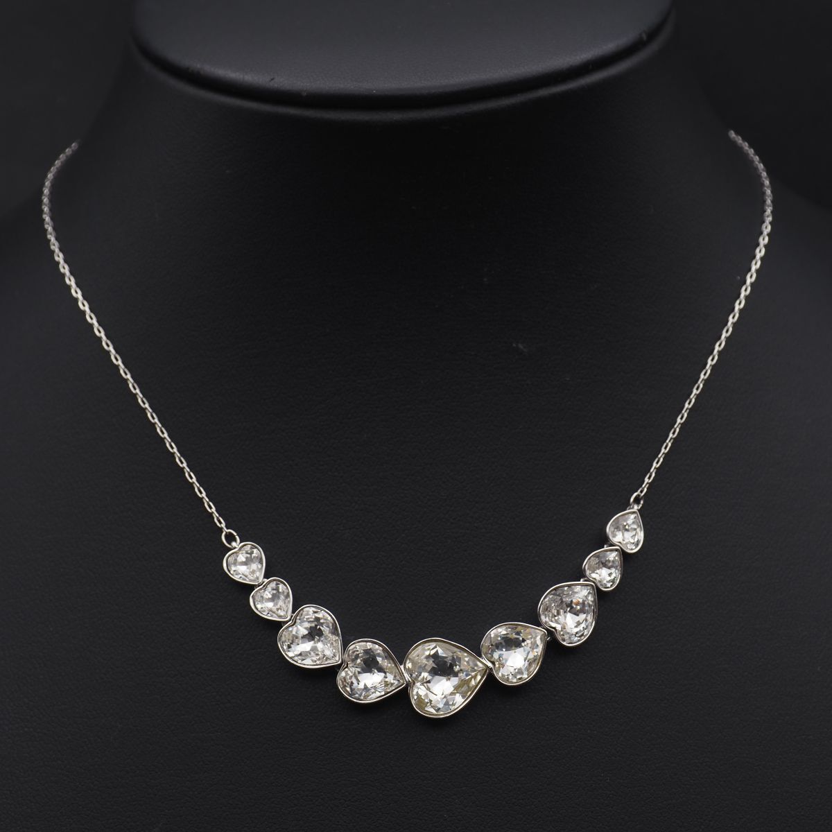 B056 スワロフスキー SWAROVSKI ネックレス ダイヤモンド風