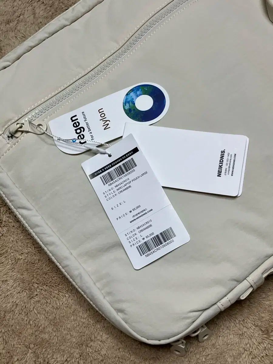 ネイキッドニス ノートブック ポーチ ラージ