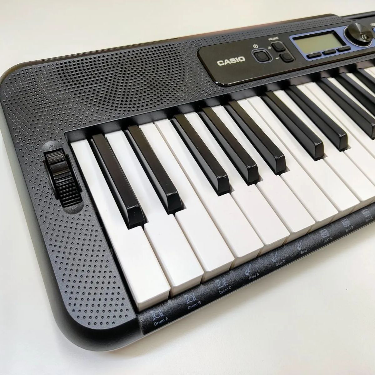 美品 22年製】CASIO CT-S300 ブラック 61鍵盤 Casiotone