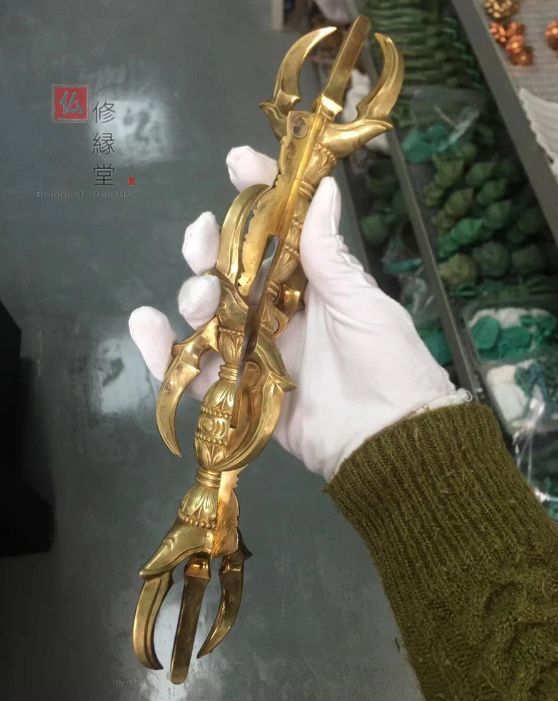 修縁堂】密教法具 人形五鈷杵 金剛杵 寺院用仏具 真鍮製 vajra 23cm