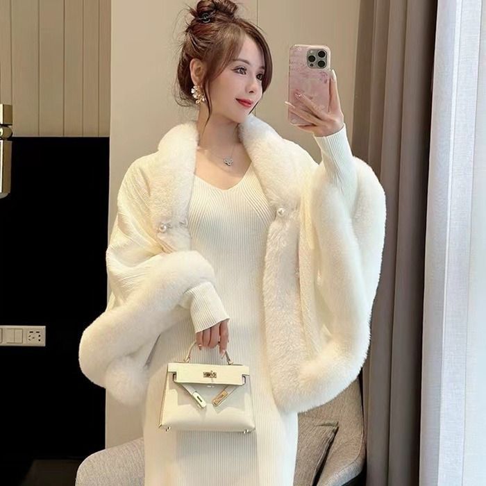 ボレロ 花嫁 結婚式 ショール ケープ ファー パール付き 上品 ケープ ポンチョ ボア ファー 肩かけウェディング パーティー ドレスボレロ 冬 結婚式 花嫁 新婦 ウエディング フォーマル I76O985