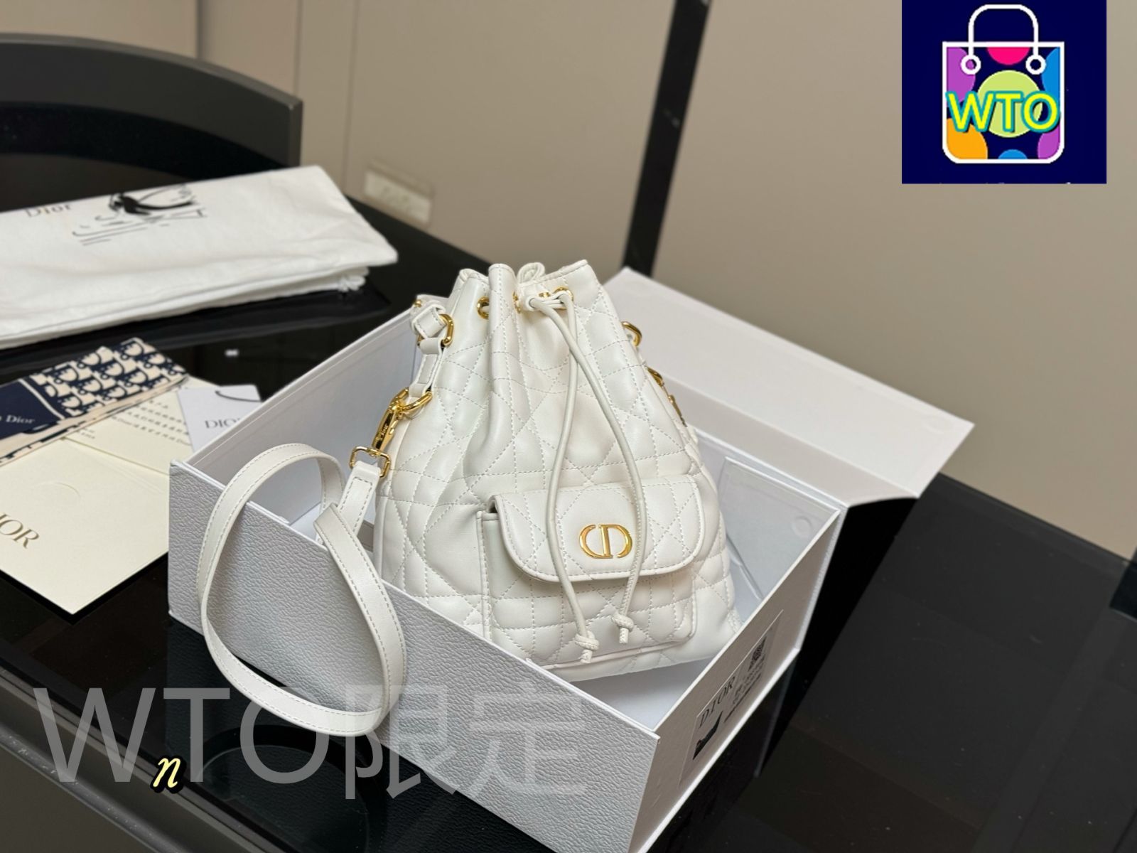 今日特価】DIOR CARO バケットバッグ-WTO輸入2 - メルカリ