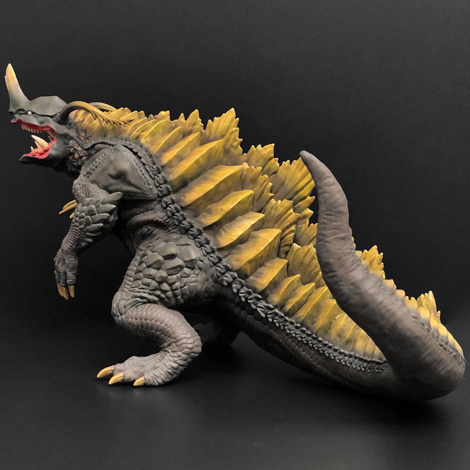 キット完成品 ネロンガ シン・ウルトラマン メガソフビキット 海洋堂
